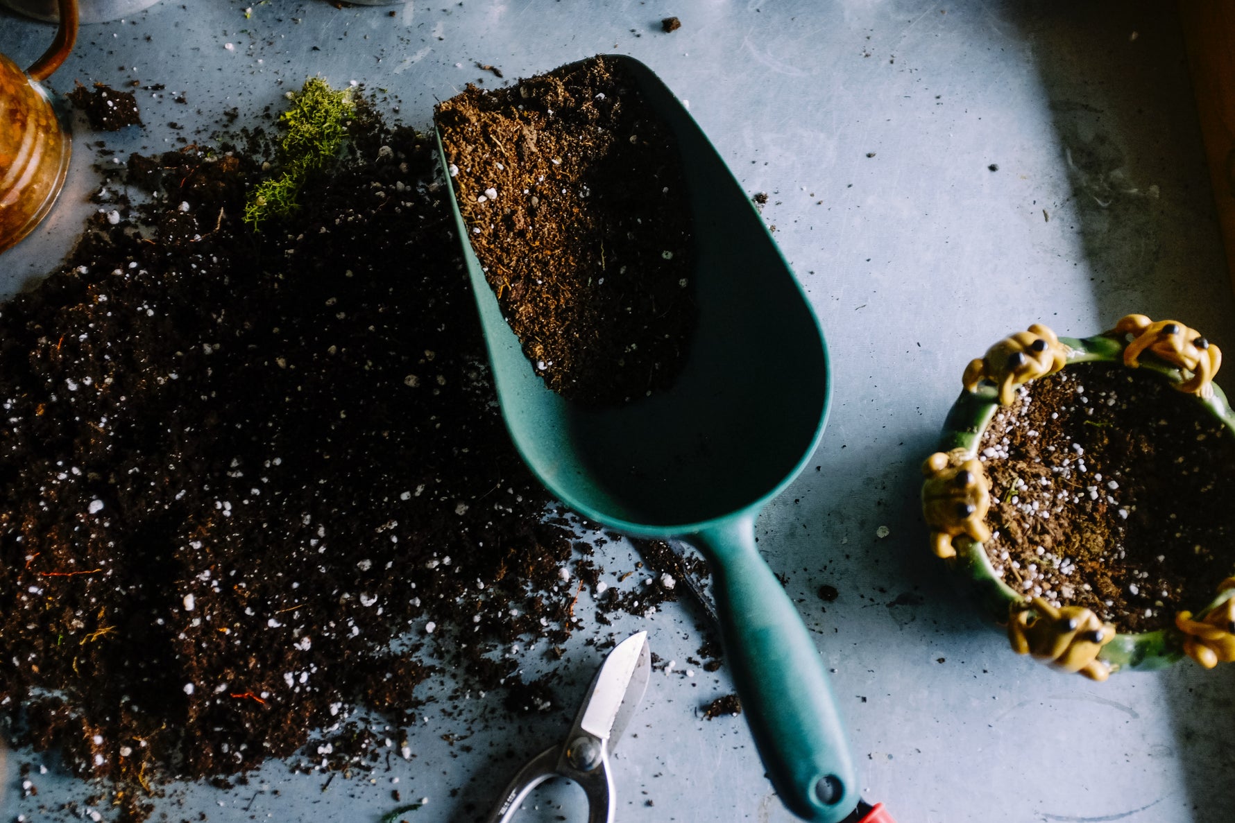 How to Make a Compost Bin