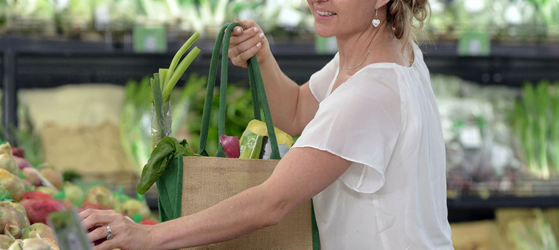 jute bag for carrying groceries